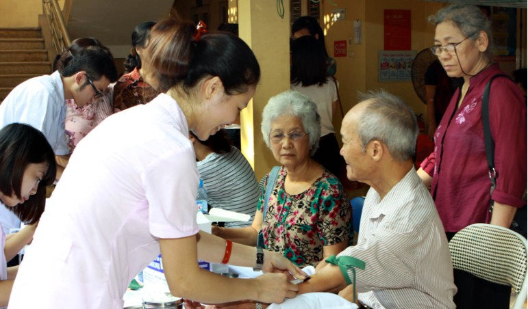 Chứng Chỉ Chăm Sóc Người Cao Tuổi 2026