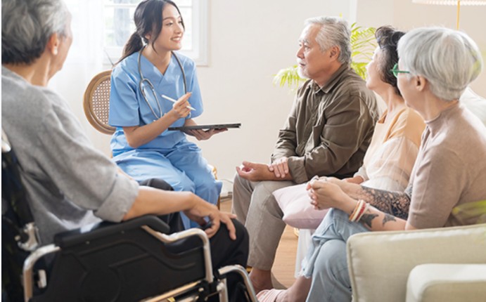 Chứng Chỉ Chăm Sóc Người Cao Tuổi 2026