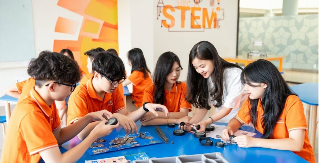 Phương Pháp Giảng Dạy STEM Cho Giáo Viên 2026